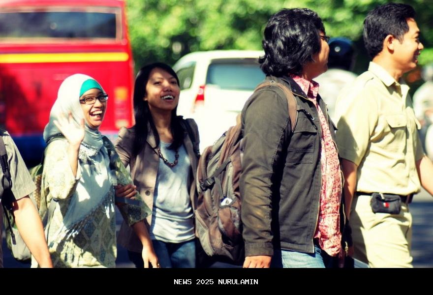 Mahasiswa ITS Ciptakan Rompi Pintar SAFE Tingkatkan Keselamatan Lansia