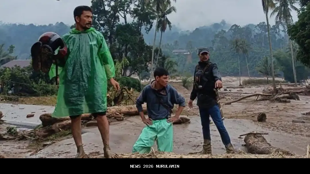 Akses vital terputus akibat banjir, Wabup Gayo Lues turun langsung ke Desa Badak