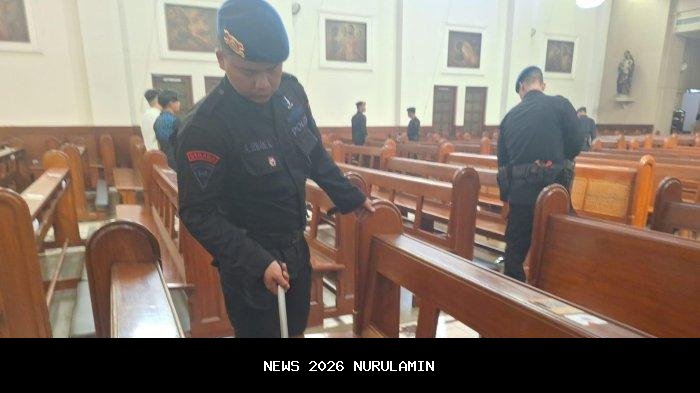 Polsek Simpang Hulu Amankan Misa Natal di Gereja Santo Martinus Balai Berkuak
