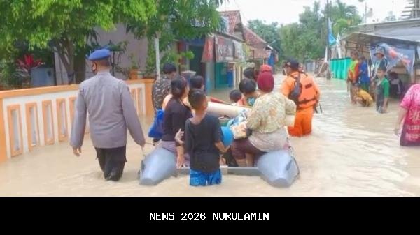 Selalu Banjir, Warga Gunungsari Waled Cirebon Terjebak Kembali