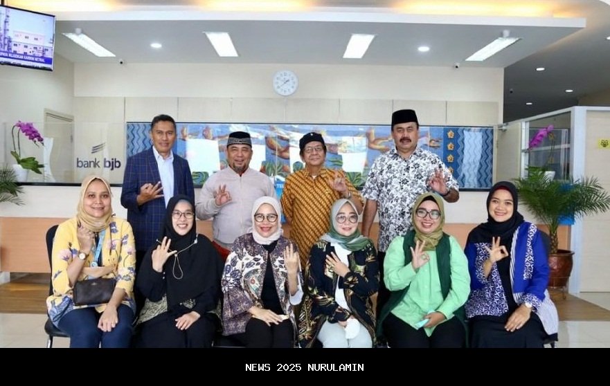 Evaluasi Kinerja, Cucu Sugiarti Kunjungi BJB Lembang