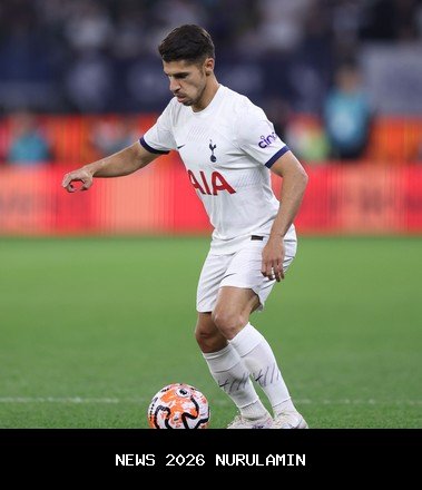 Fiorentina Resmi Datangkan Manor Solomon dari Tottenham Hotspur