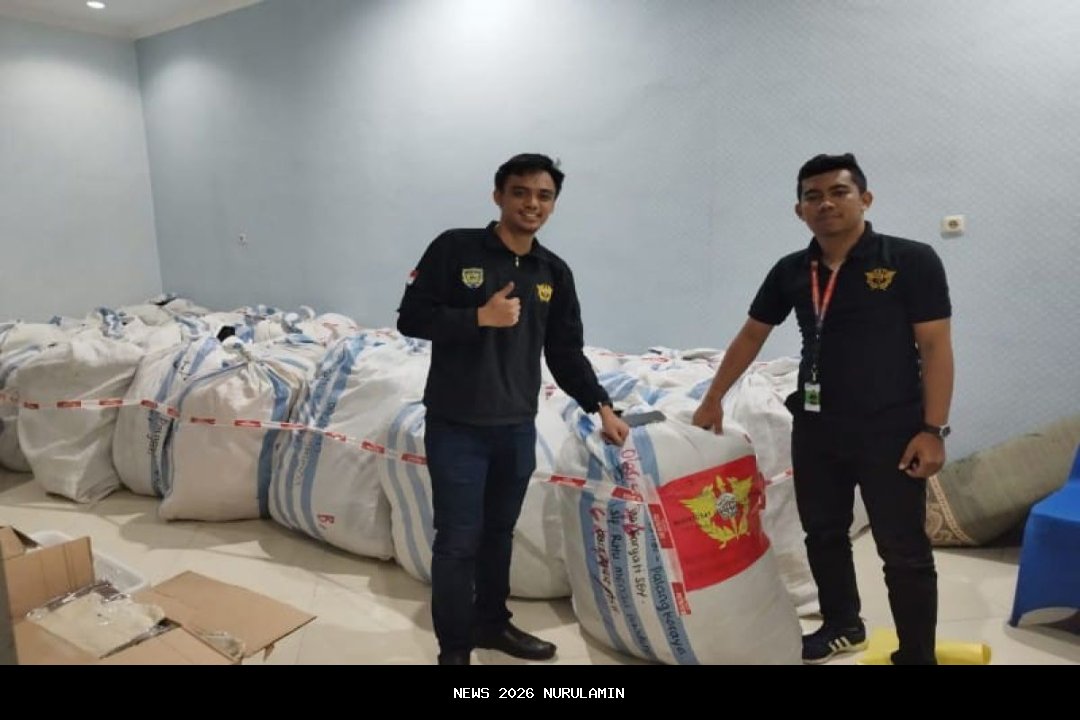 Bea Cukai Ungkap Bahaya Pakaian Olahraga Ilegal dari Operasi Lanal Cirebon