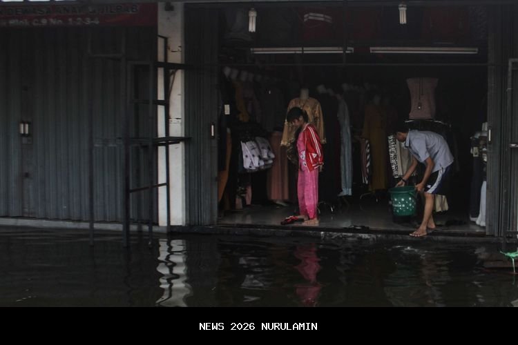 Nestapa Ibu Hamil Korban Banjir Tapteng, Anak Diare 2 Hari, Pampers Hanya 2 =
