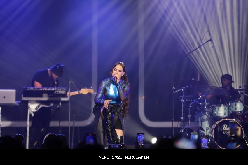 Tahun Baru di Sarinah: Lagu Indonesia Pusaka Menggema, 6 Tokoh Agama Memimpin Doa
