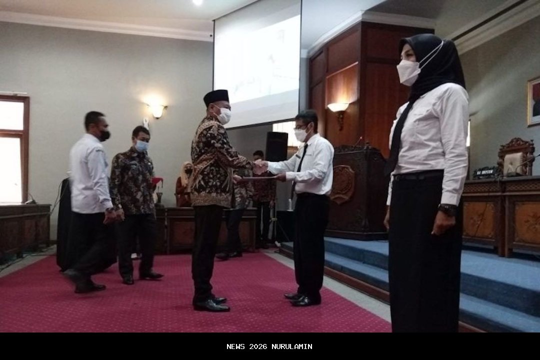 5.415 PPPK Paruh Waktu Tulungagung Terima SK, Gaji Naik Jika APBD Memungkinkan