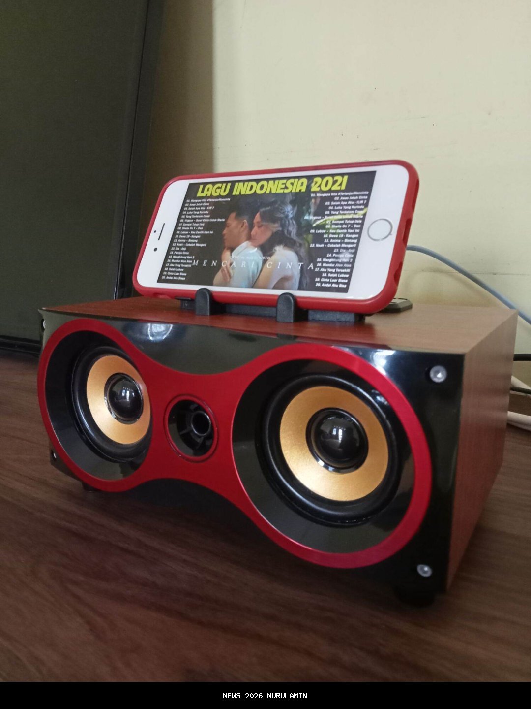 Speaker Bluetooth dengan Bass Kencang dan Suara Jernih untuk Karaoke