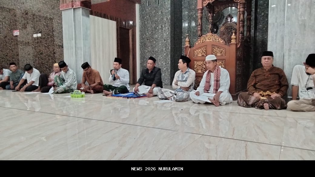 Rayakan Tahun Baru 2026, Forkopimcam dan Pemdes Rangdu Gelar Doa Bersama untuk Korban Bencana