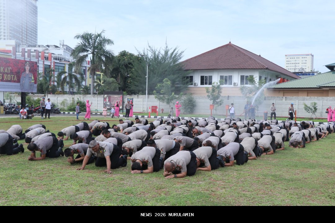 Sambut 2026, Ratusan Anggota Polres Metro Tangerang Kota Lantik Pangkat Baru