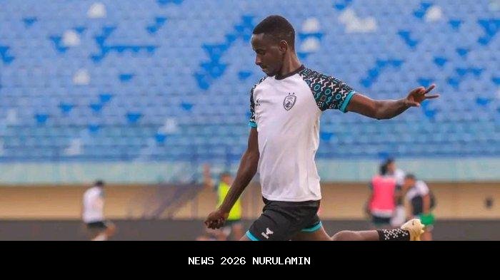 Baru 1 menit, Alex Tanque bawa PSM Makassar unggul cepat atas Borneo FC