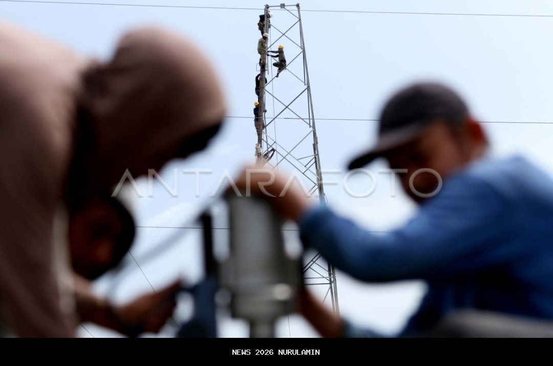 Listrik Belum Pulih, Bahlil Cek Perbaikan Tower Roboh di Bireuen: Mobilisasi Sulit