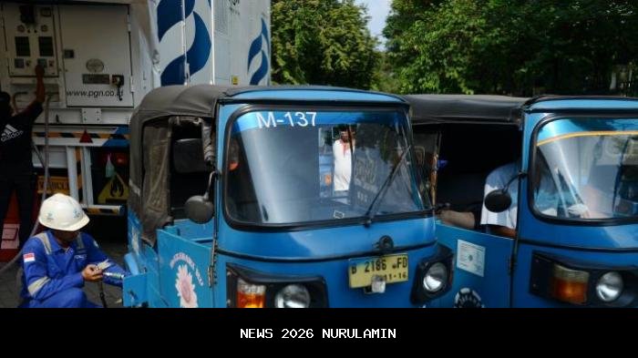 Belum Ada Izin, Dishub dan Polisi Tangkap Bajaj di Jalan Riau