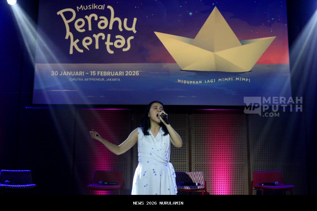 Eunike Elisaveta dan Chriskevin Adefrid Menghidupkan Dunia Mimpi dalam 'Musikal Perahu Kertas'