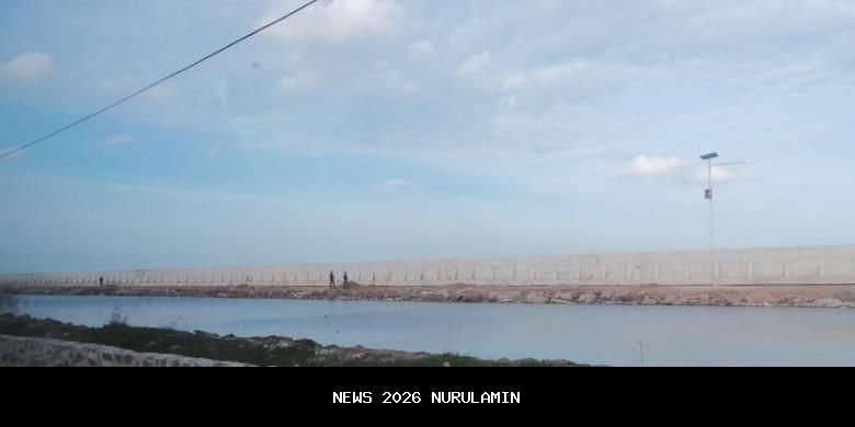 Pengerjaan tanggul bocor Jakarta tertunda, hanya 41% proyek NCICD selesai