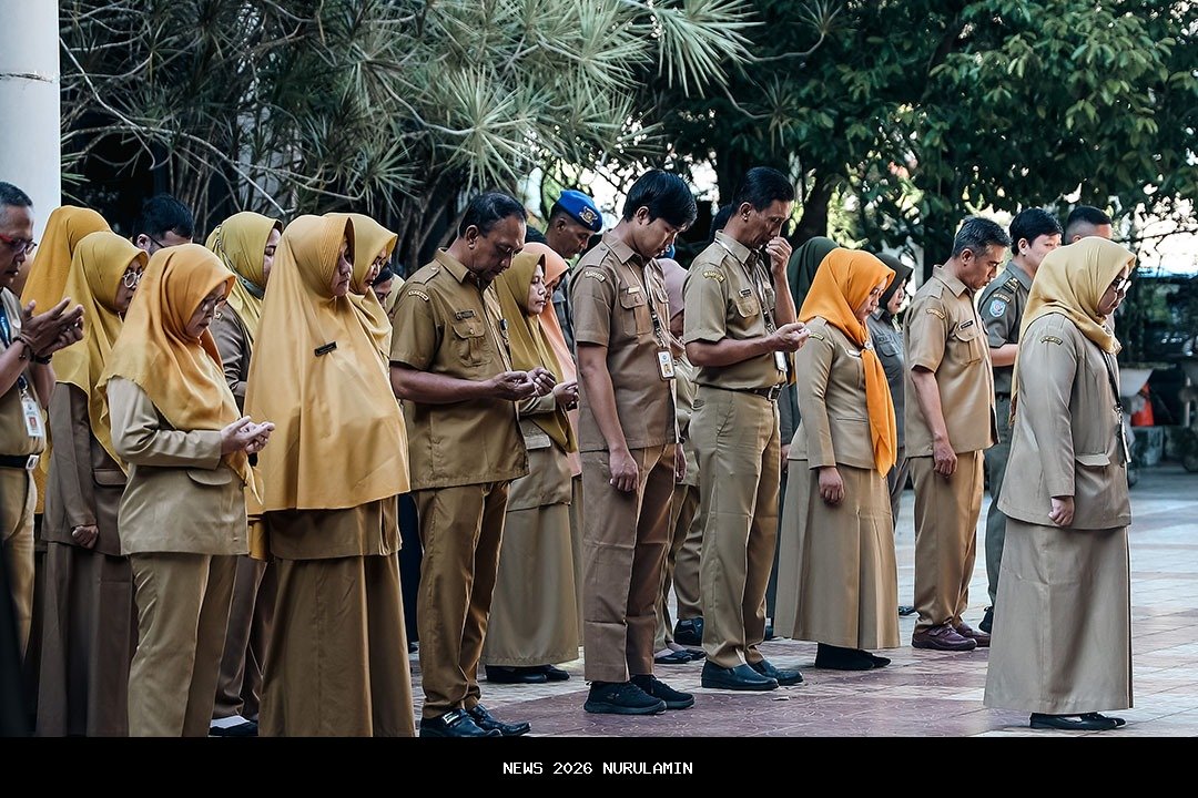 Pj Sekda Banjarnegara Tursiman Pimpin Apel Perdana, Tekankan Kemandirian Fiskal