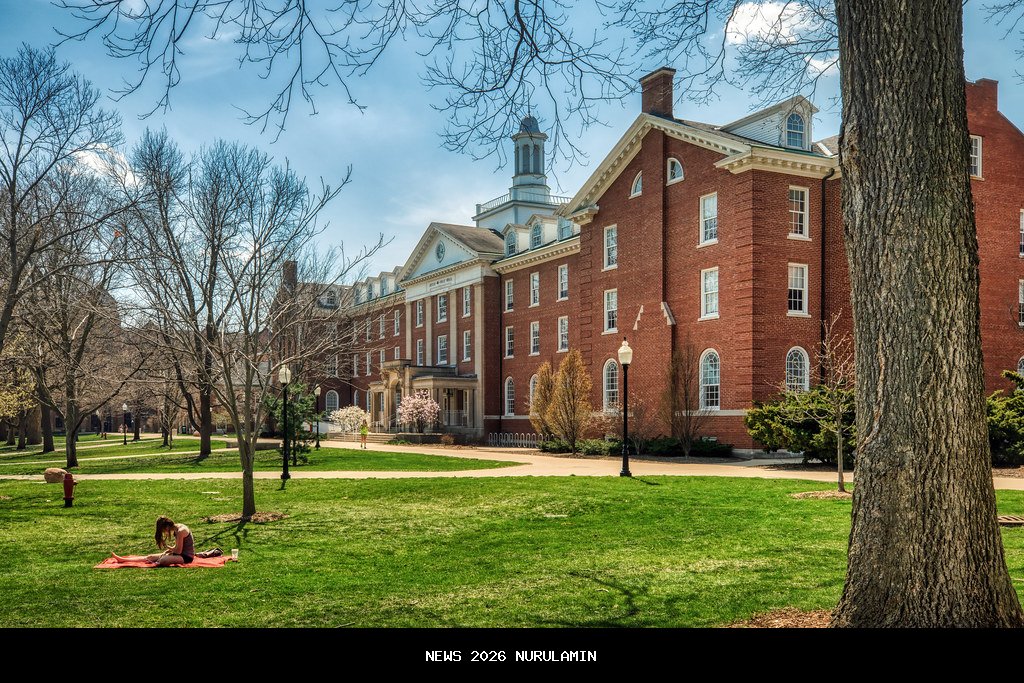 Isu Transfer Chelsea Menggoda Kiper AC Milan, Bek Rossoneri Bertindak Minta Maignan Tetap Bermain