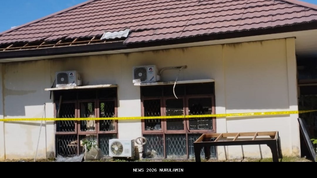 Breaking news - Kebakaran melanda pasar seluas Kabupaten Bengkayang