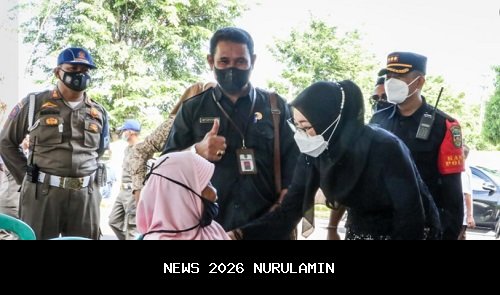 Wali Kota Singkawang Resmikan Dua Rumah Layak Huni untuk Warga Kurang Mampu