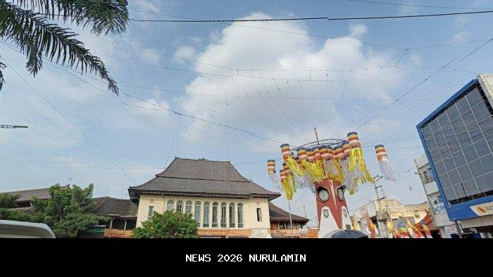 Prakiraan Cuaca Solo Hari Ini: Hujan Sedang, Bawa Payung!