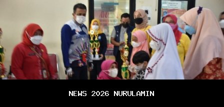 Munjirin, Wali Kota Jaktim Beri Hadiah Hafithar, Bocah Viral Naik KRL 70 Km ke Sekolah
