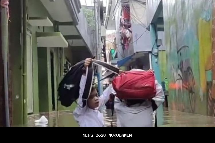 Update banjir Jakarta: 4 ruas jalan tergenang