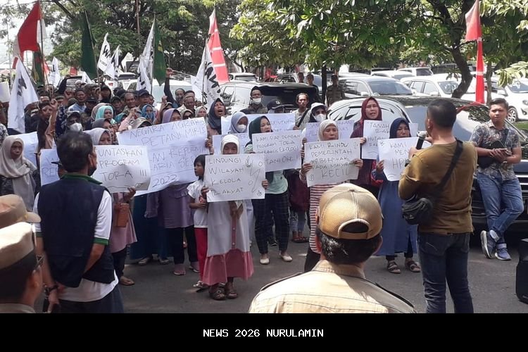 Warga Kampung Baru Wado Datangi Kantor Bupati Sumedang Minta Kejelasan Hukum Tanah