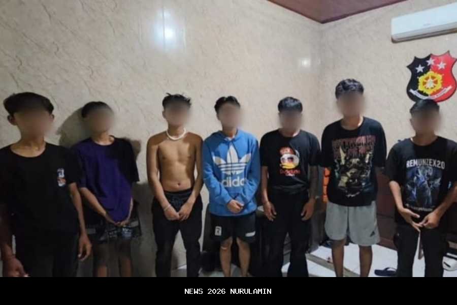 Dua Kelompok Warga Larantuka Berselisih, Penyebabnya Masih Misteri