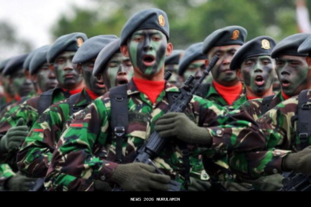 TNI Bubarkan Aksi Bendera Bulan Bintang, Pria Ditangkap Bawa Senjata