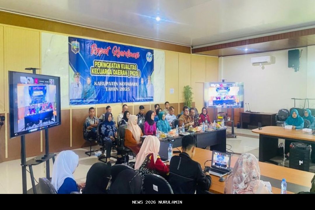 Meningkatkan Kualitas Keluarga, Pemkab Kotabaru Lakukan Monev PK2D di Desa Sampanahan