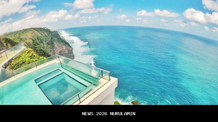 Jangan ke sini! Renang di air sebening kaca di Bali Timur bikin ogah pulang
