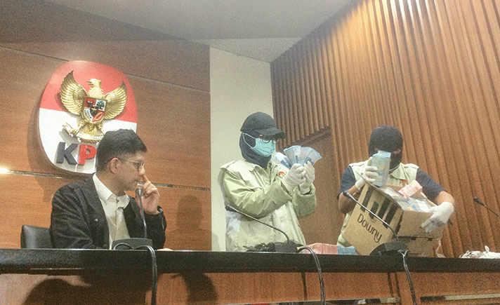 Kekayaan Bupati Lampung Tengah yang Diamankan KPK