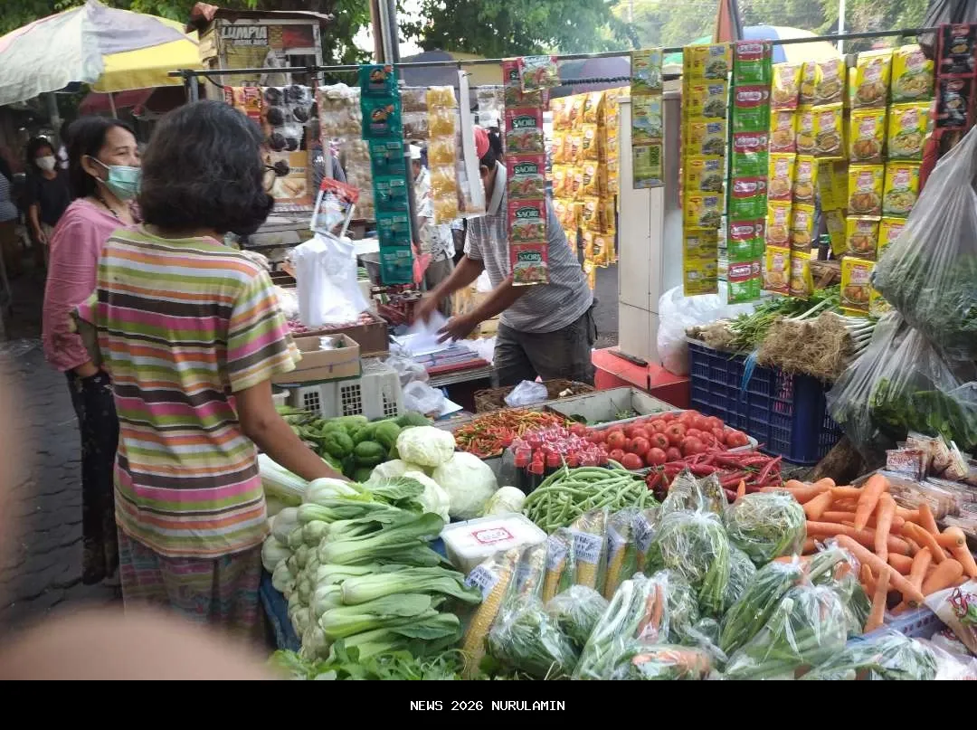 Harga Cabai Tembus Rp90 Ribu di Pasar Induk Batang, Cuaca Jadi Penyebabnya