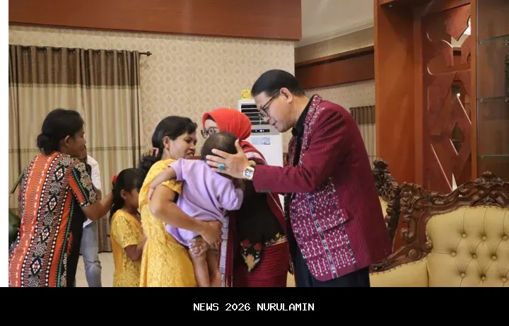 Gubernur Khofifah: Natal Waktu Memperkuat Kasih dan Persatuan