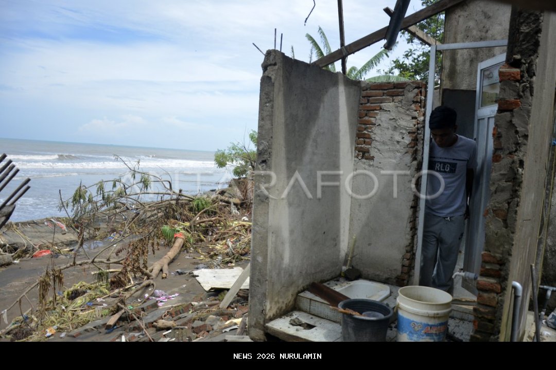 Tiga rumah rusak akibat abrasi, satu hilang terbawa arus di Marunggi