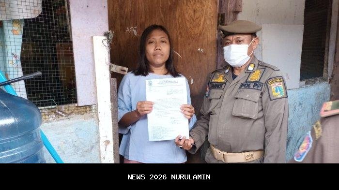 Pemkot Jakarta Timur Beri SP 2 untuk Warga TPU Kober Rawa Bunga