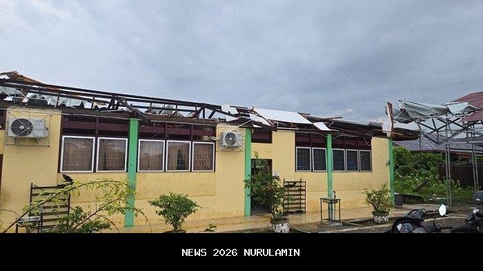 Progres Pembersihan Pesantren Darul Mukhlisin Aceh Tamiang Terus Berjalan Meski Kurang Lampu