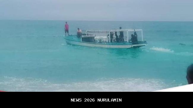 Sat Polairud evakuasi 8 penumpang longboat di perairan Tanjung Kuako