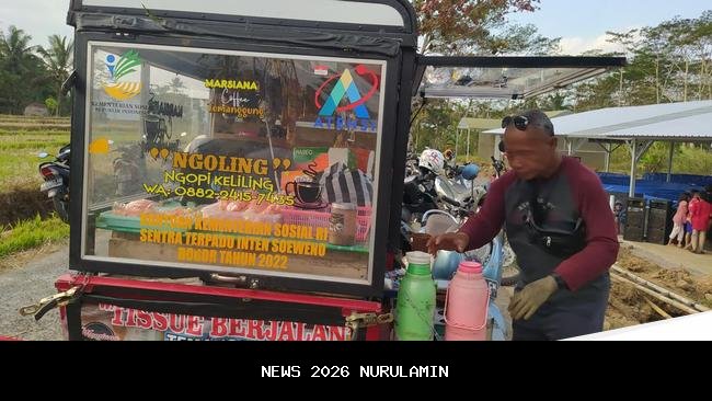 Kisah Marni, Lansia pejuang ekonomi jajakan kopi keliling di Pelabuhan Bakauheni