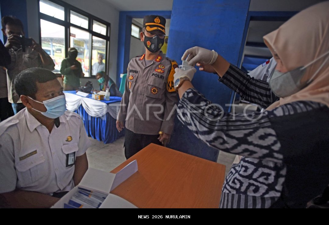 Pastikan Nataru 2025/2026 Aman, BNN Banten Tes Urine Sopir Bus hingga Pilot Pesawat