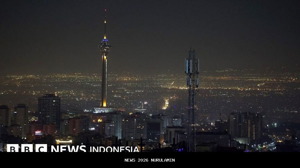 Iran Mengklaim Perang Total Lawan AS-Israel