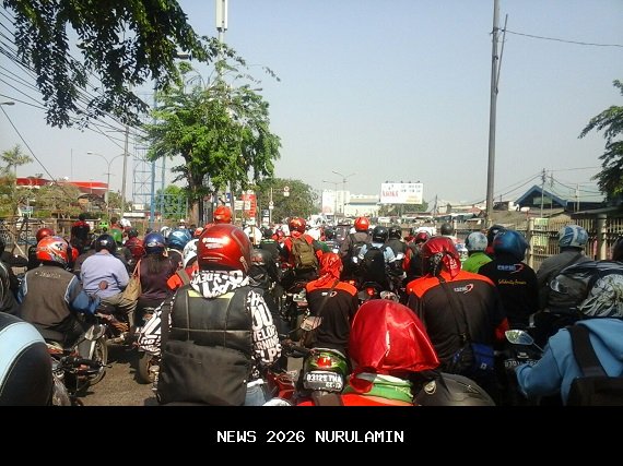 Demo Hari Ini, Buruh Berunjuk Rasa di Gambir, Waspadai Kemacetan