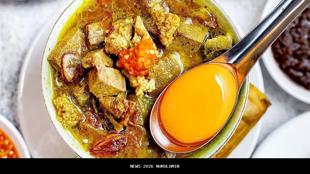 Tujuh warung makan favorit Makassar, ramai saat jam makan siang