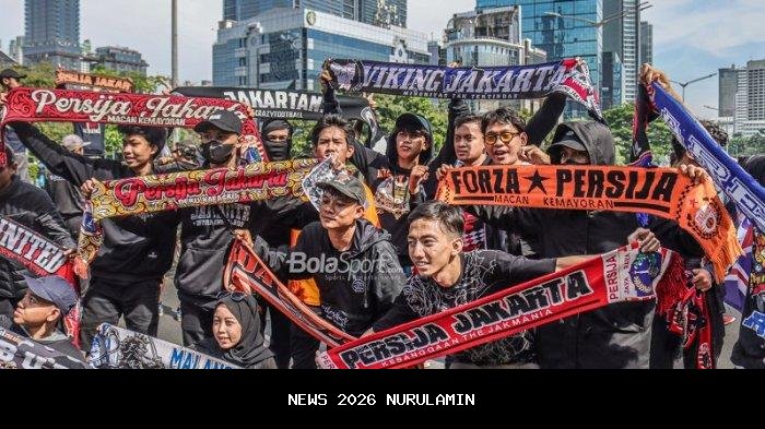 Suporter Persija dan Persib bentrok di Sawangan Depok, dipicu petasan