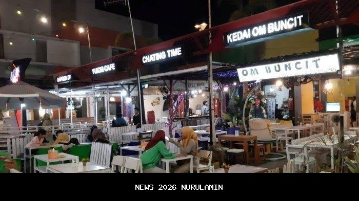 9 Tempat Kuliner Malam Paling Ramai di Makassar