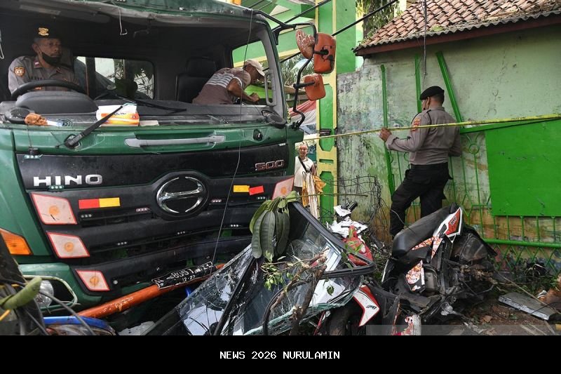 Pengemudi Truk Alami Kecelakaan di Kendal, Tak Ada Korban