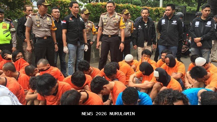 Dua Preman Pengeroyok Pedagang di Jakarta Timur Ditangkap Polisi