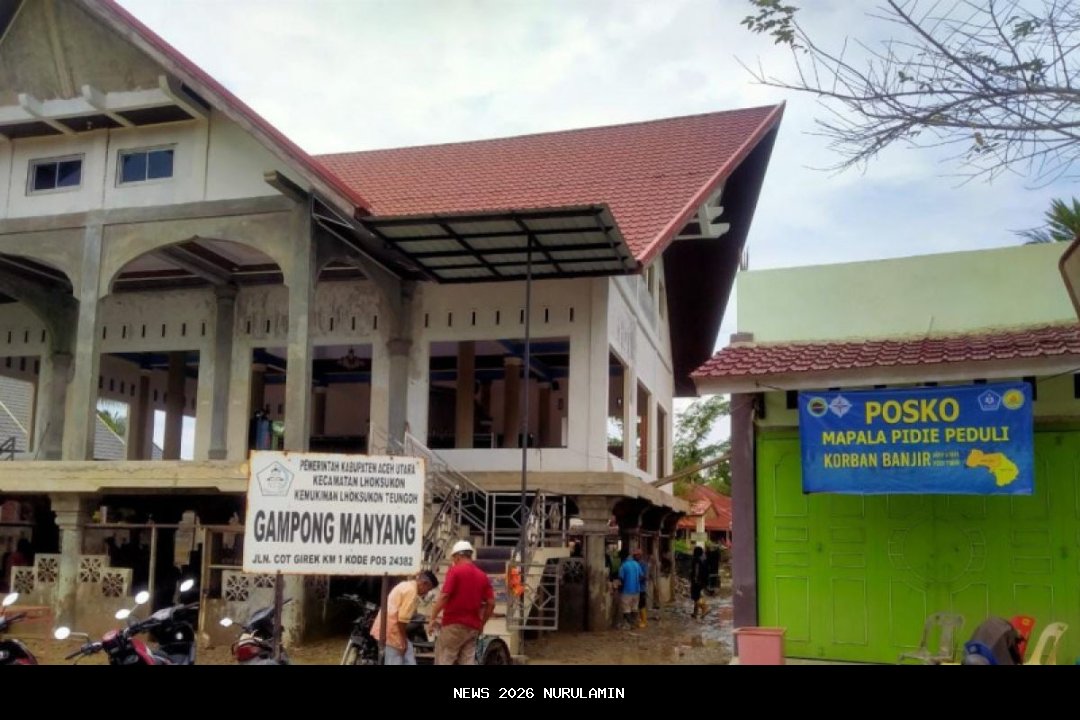 Tim Staf Presiden Bantu Korban Banjir Pidie
