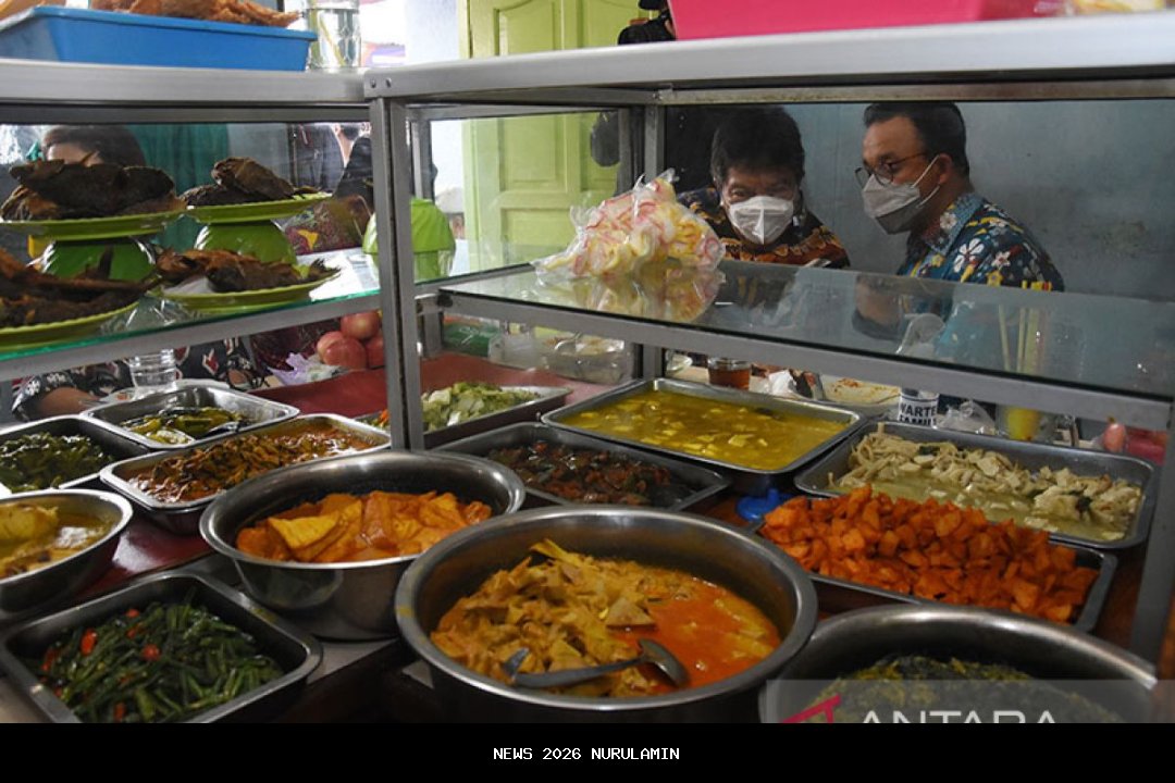 Warteg dan Warung Makan Beri Makan Gratis pada Mahasiswa Aceh, Sumut, dan Sumbar