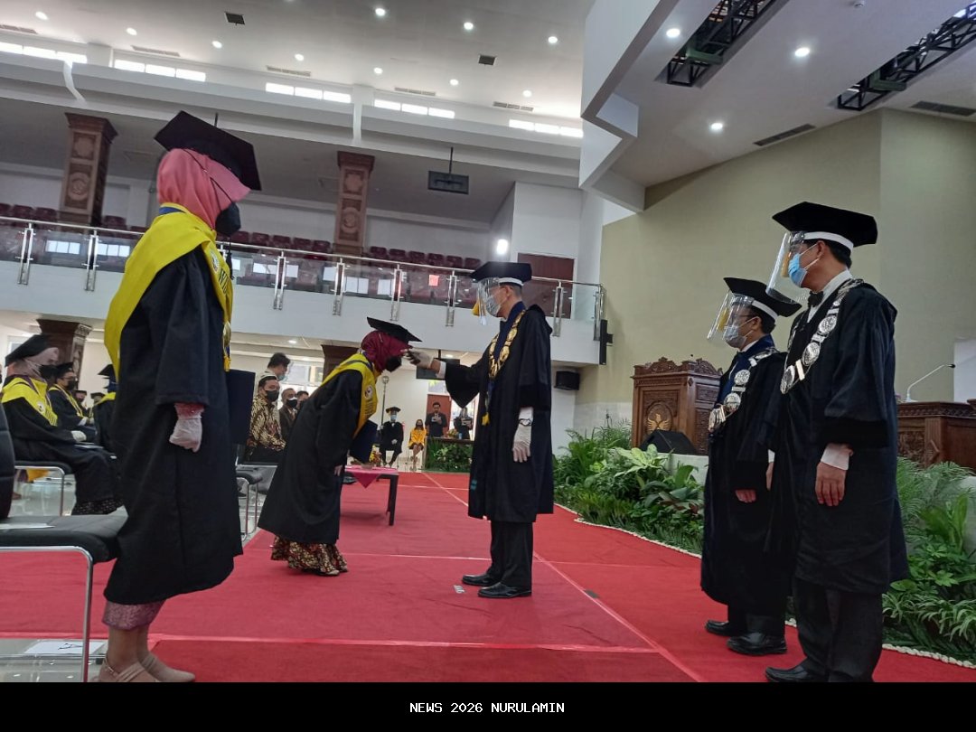 Lulusan SCU 266 Orang Diwisuda dengan Tema Terlahir Menjadi Baru