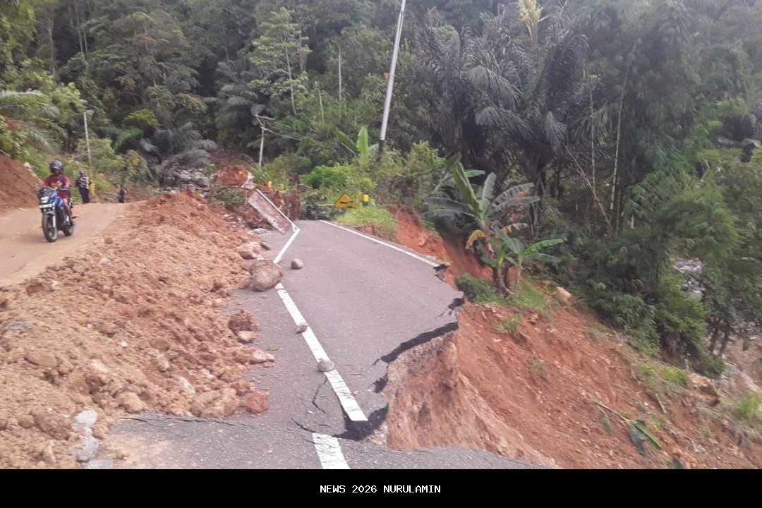 Dampak jalan putus dan longsor, omzet UMKM Srikeminut merosot